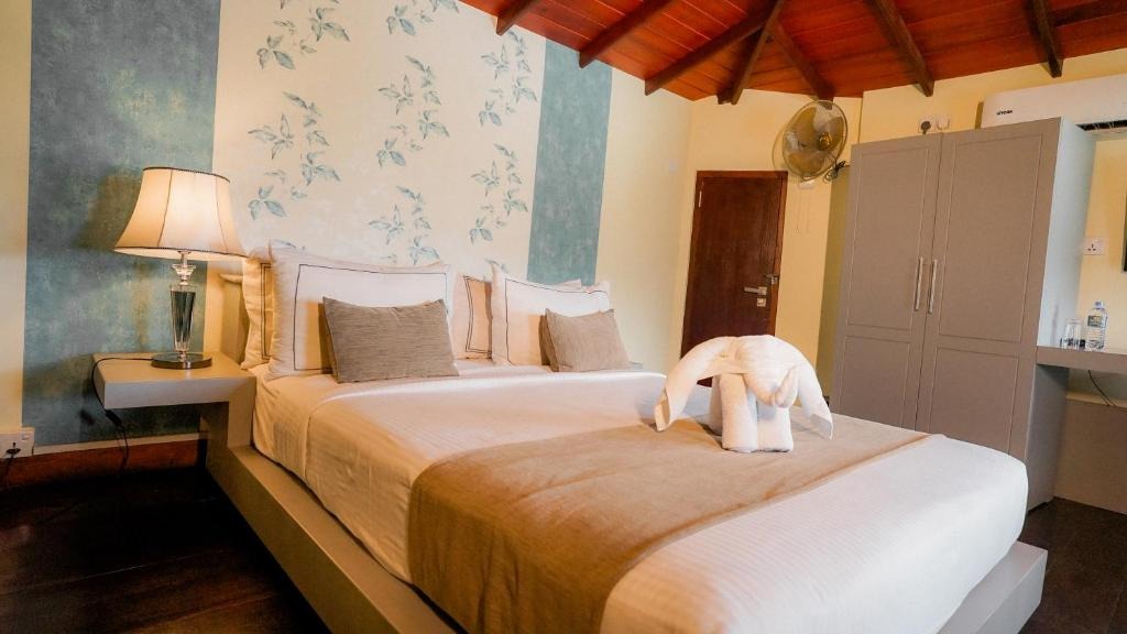 هتل رویال کلاسیک ریزورت کندی